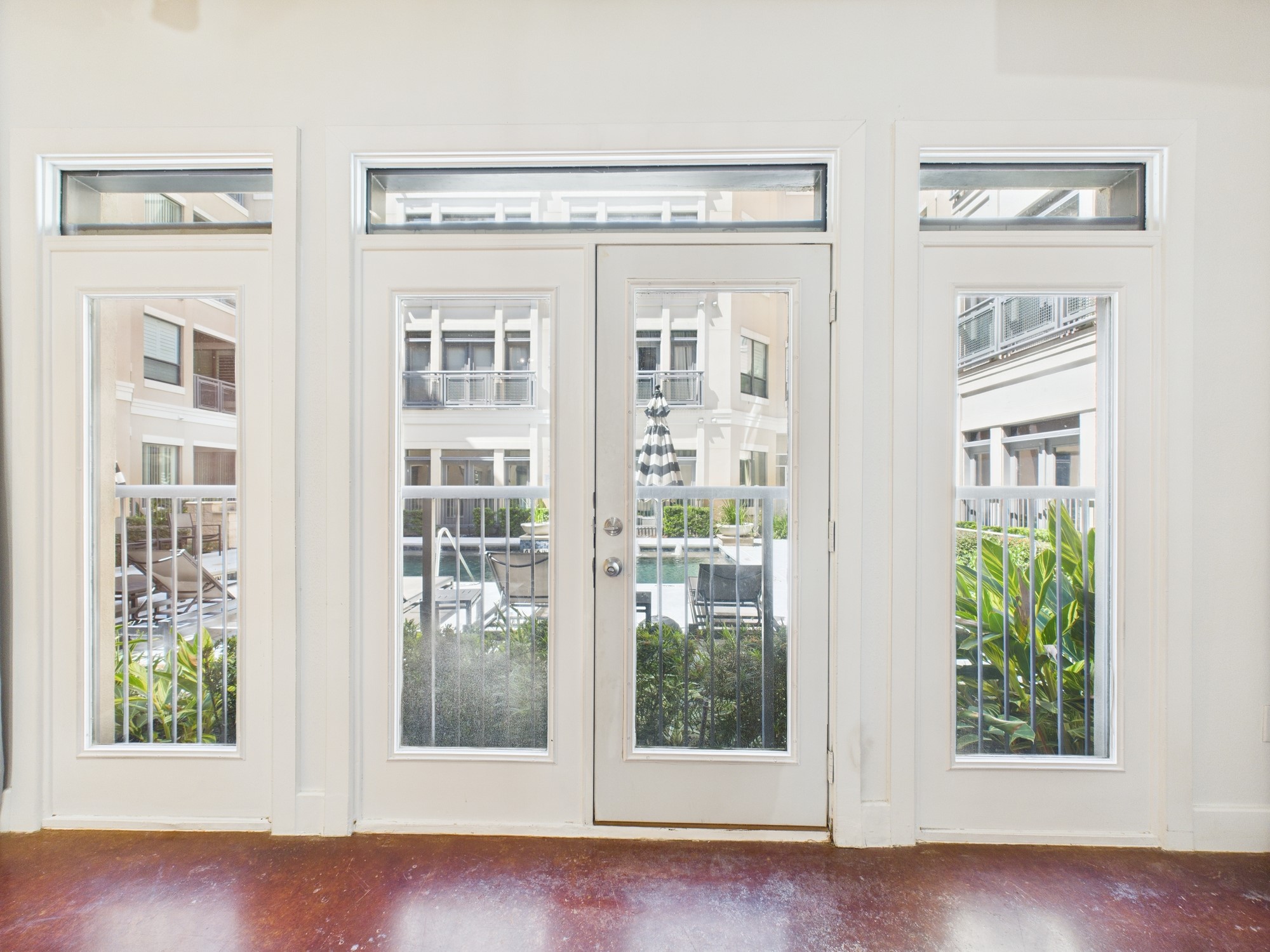 1901 Post Oak Boulevard, Unit 1405 Houston, TX 77056 - Photo 16 of 25 a view of a window in a room