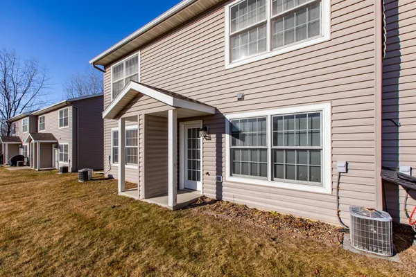 $238,000 | 3058 River Falls Road Northwest, Rochester, MN 55901