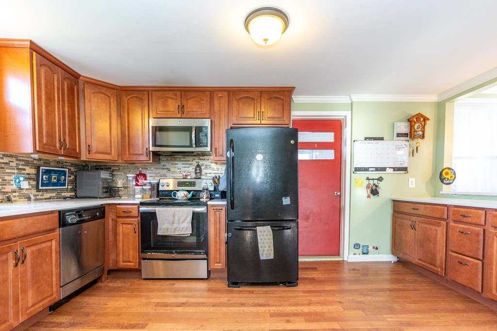 4 Mount Vernon Road Chicopee, MA 01013 - Photo 7 of 22 Gallery Image 7