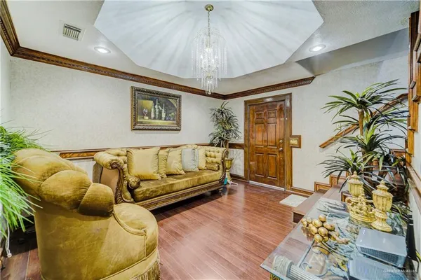 $275,000 | 228 Oak Ridge Drive, Rio Grande City, TX 78582