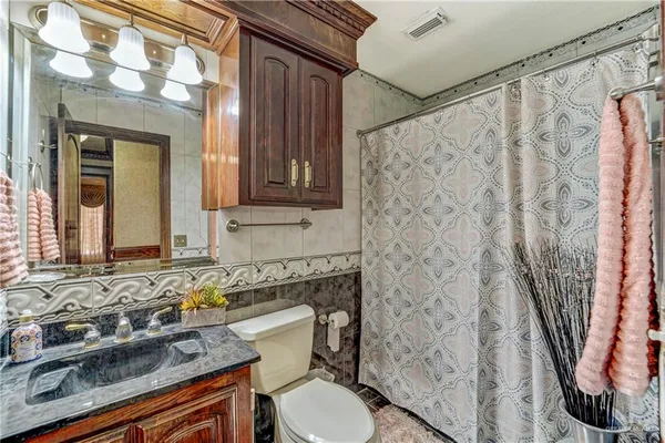 $275,000 | 228 Oak Ridge Drive, Rio Grande City, TX 78582