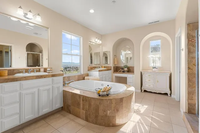 $1,850,000 | 1190 Olympic Court, Gilroy, CA 95020