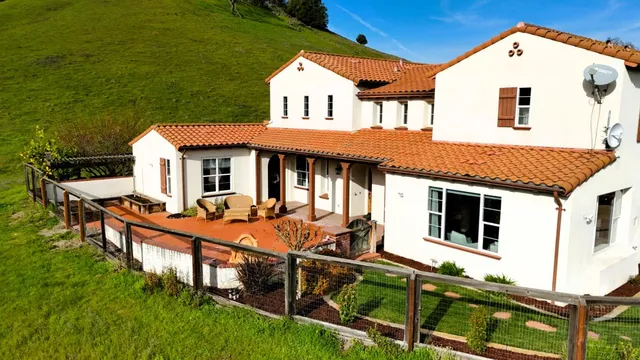 $1,850,000 | 1190 Olympic Court, Gilroy, CA 95020