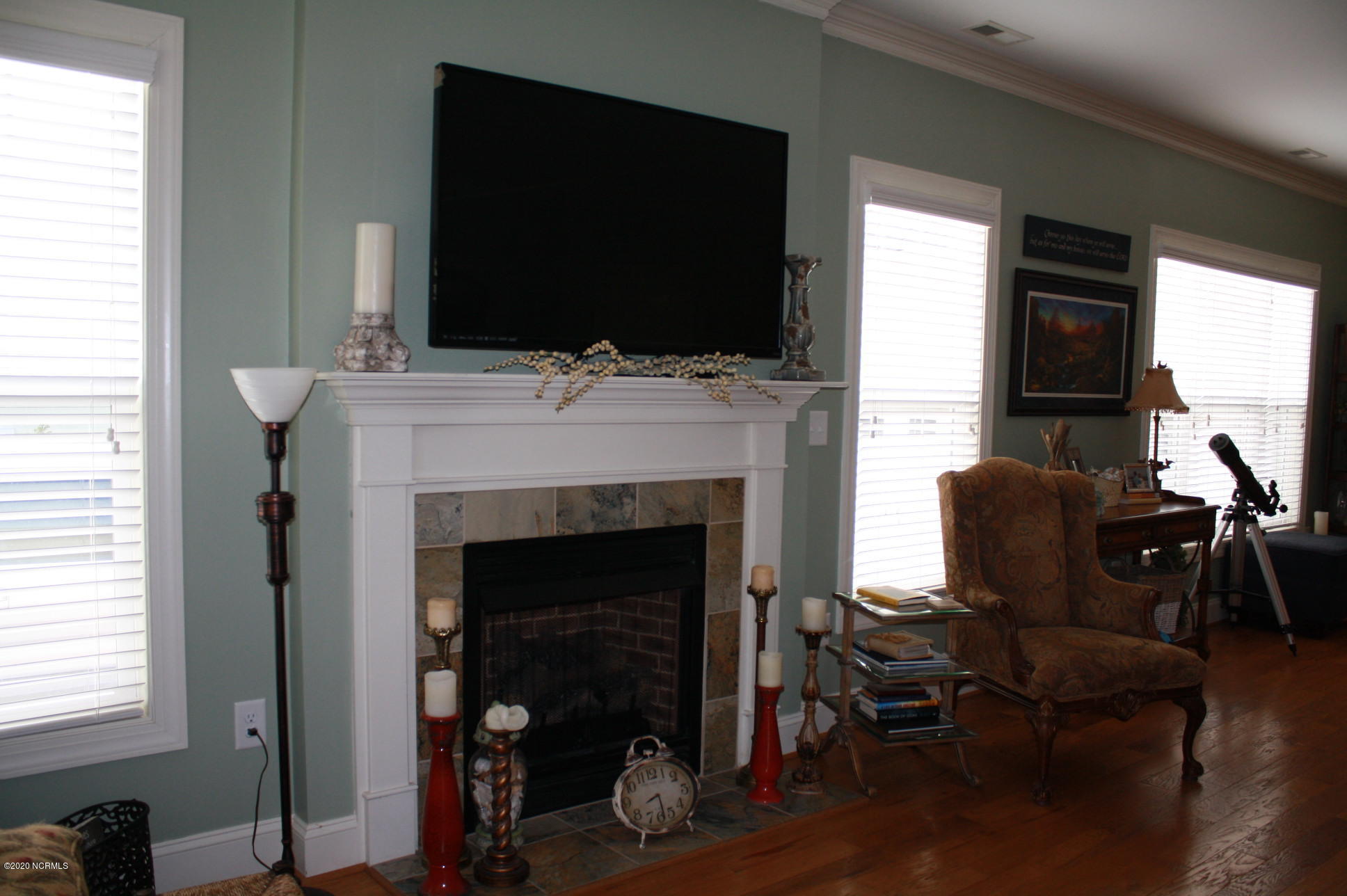 110 Scouts Bend Road Beaufort, NC 28516 - Photo 12 of 40 living area 12