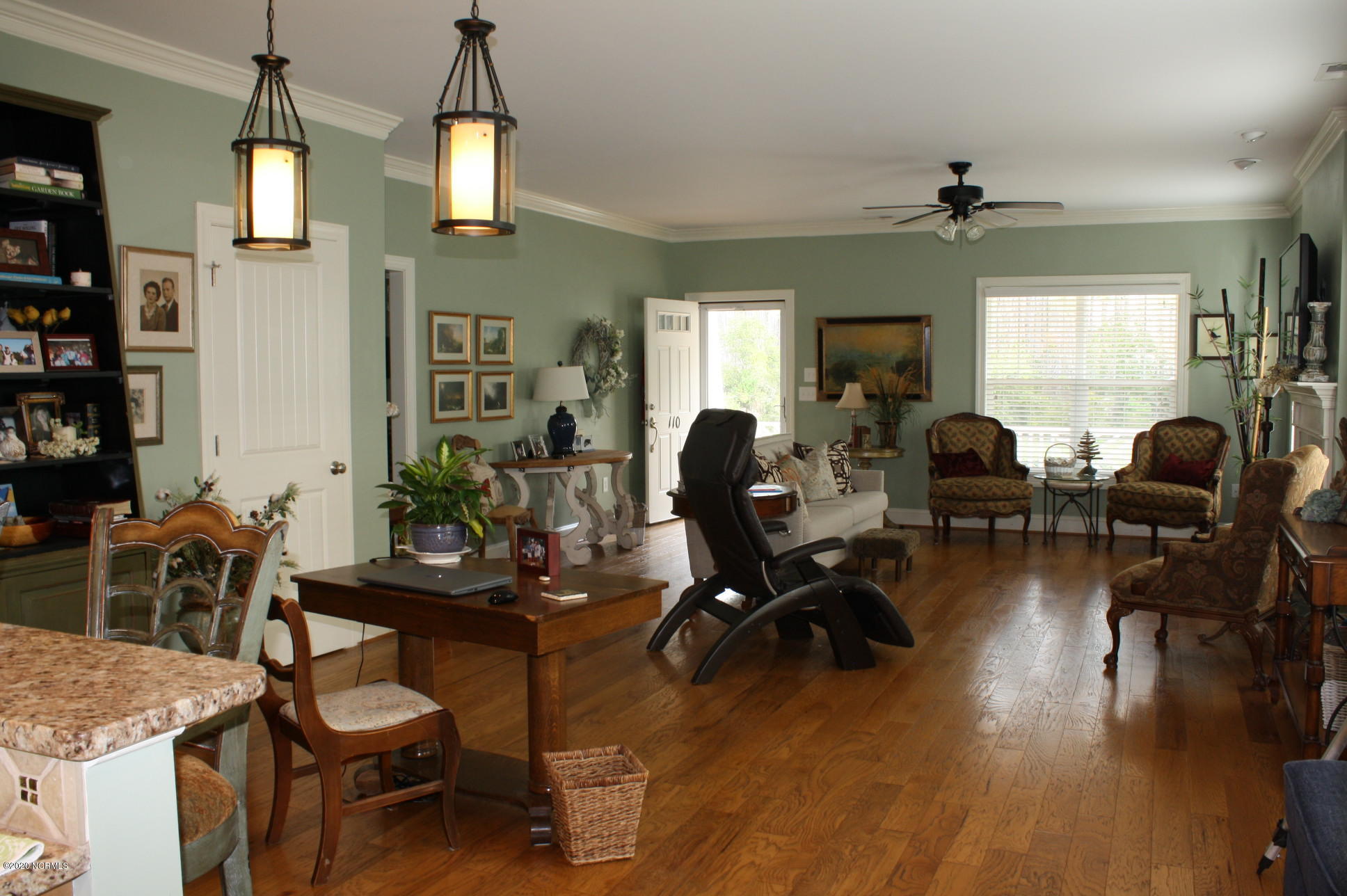 110 Scouts Bend Road Beaufort, NC 28516 - Photo 13 of 40 living area 13
