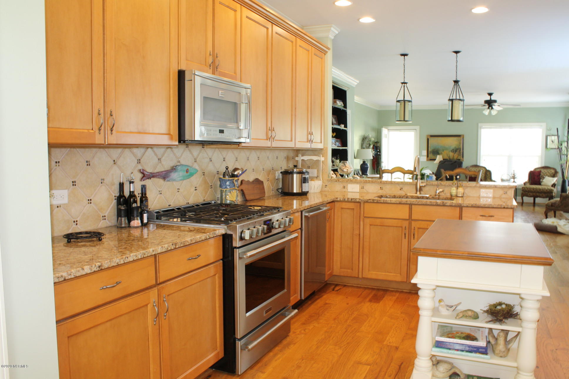 110 Scouts Bend Road Beaufort, NC 28516 - Photo 17 of 40 kitchen 17