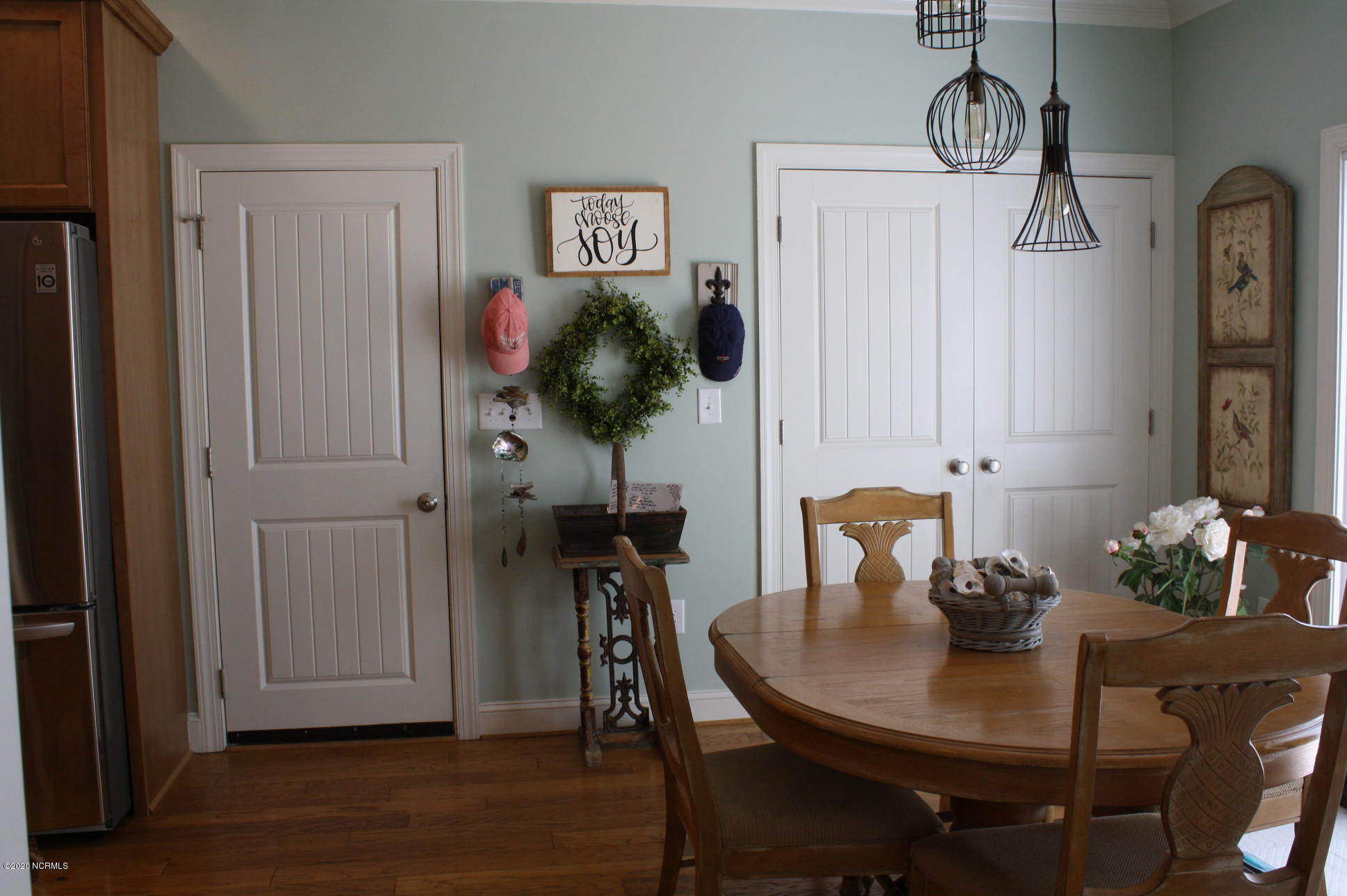 110 Scouts Bend Road Beaufort, NC 28516 - Photo 23 of 40 dining area 23