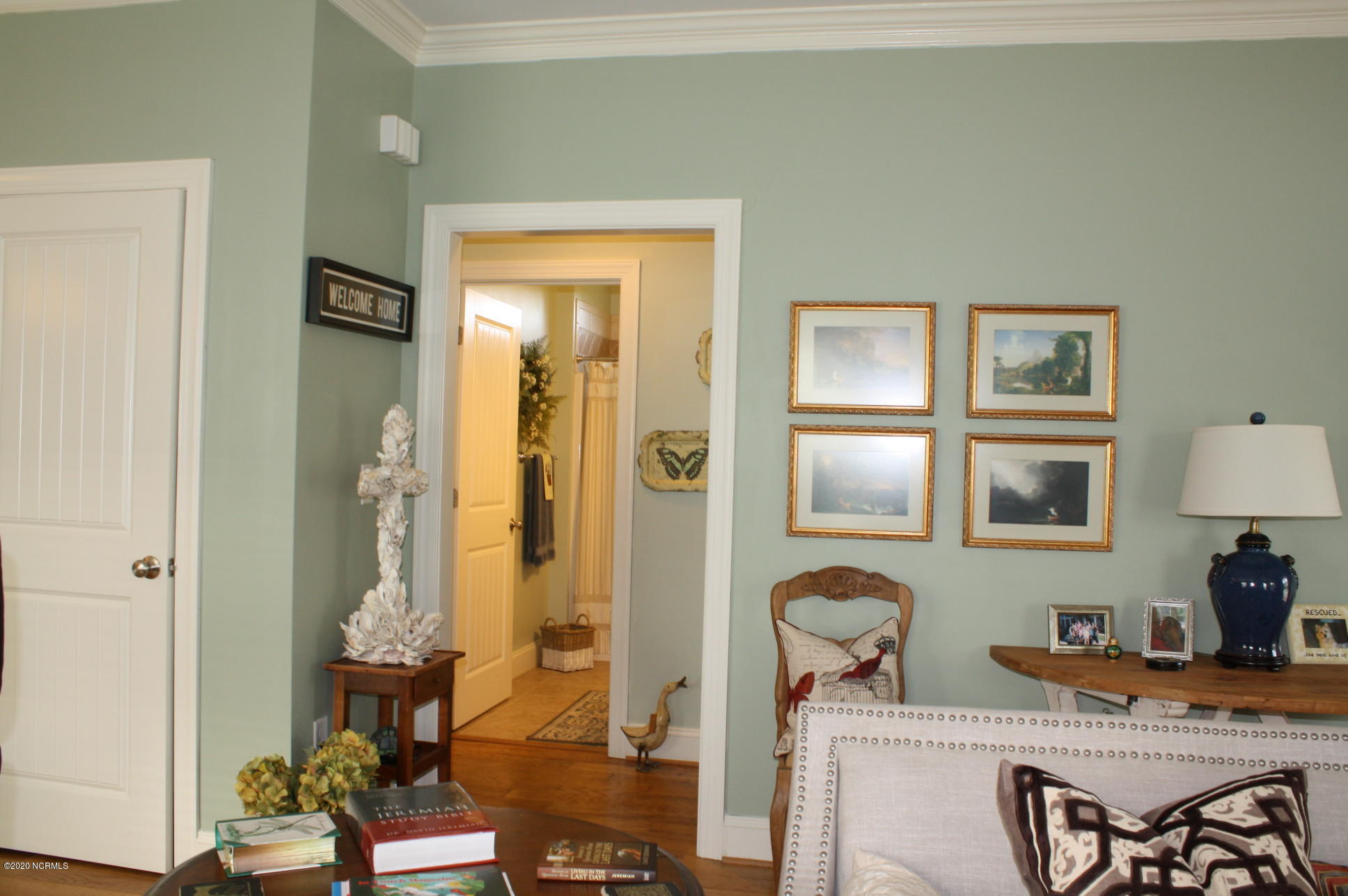 110 Scouts Bend Road Beaufort, NC 28516 - Photo 33 of 40 living area to secondary BR 33