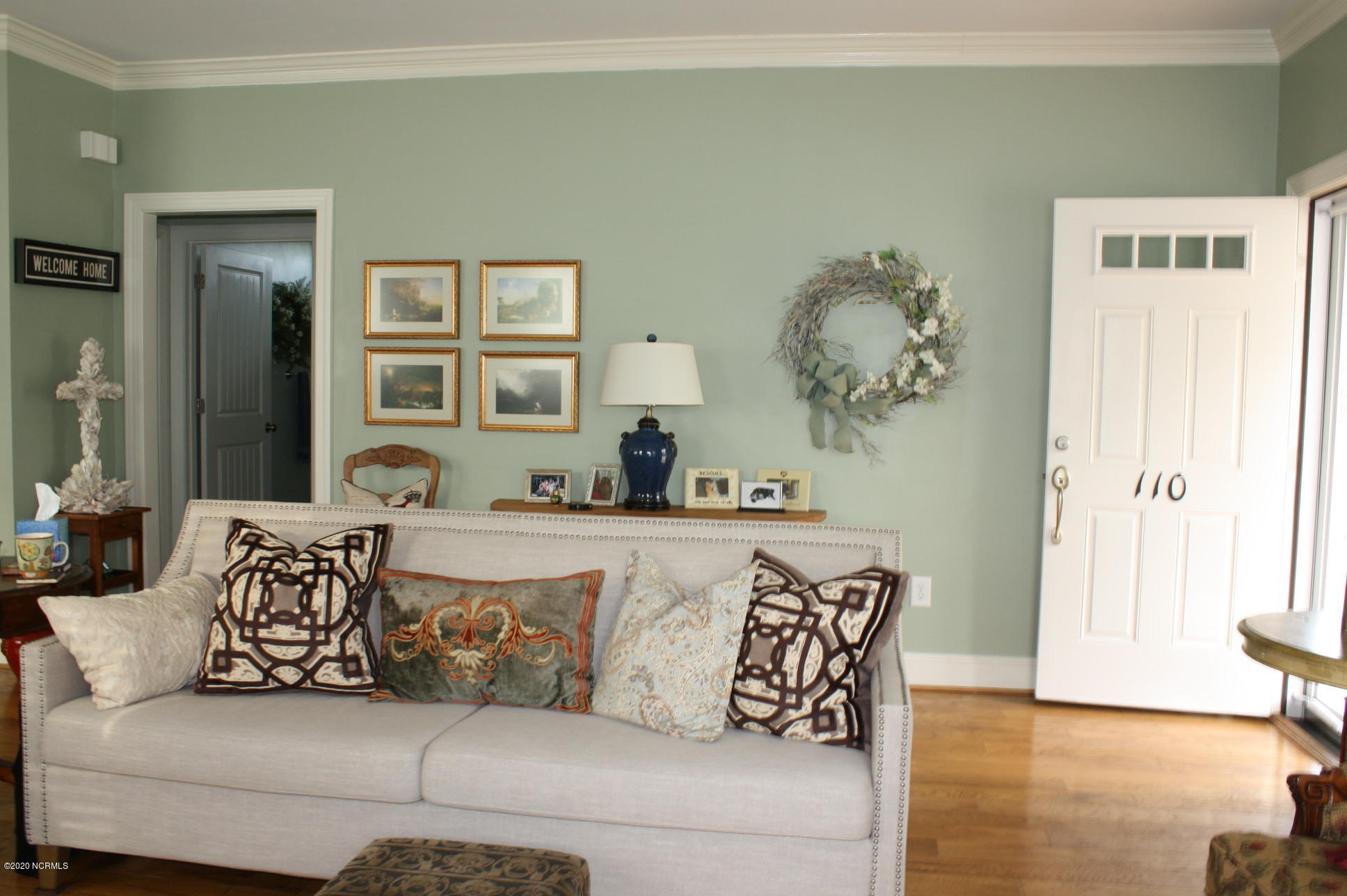 110 Scouts Bend Road Beaufort, NC 28516 - Photo 9 of 40 living area 9