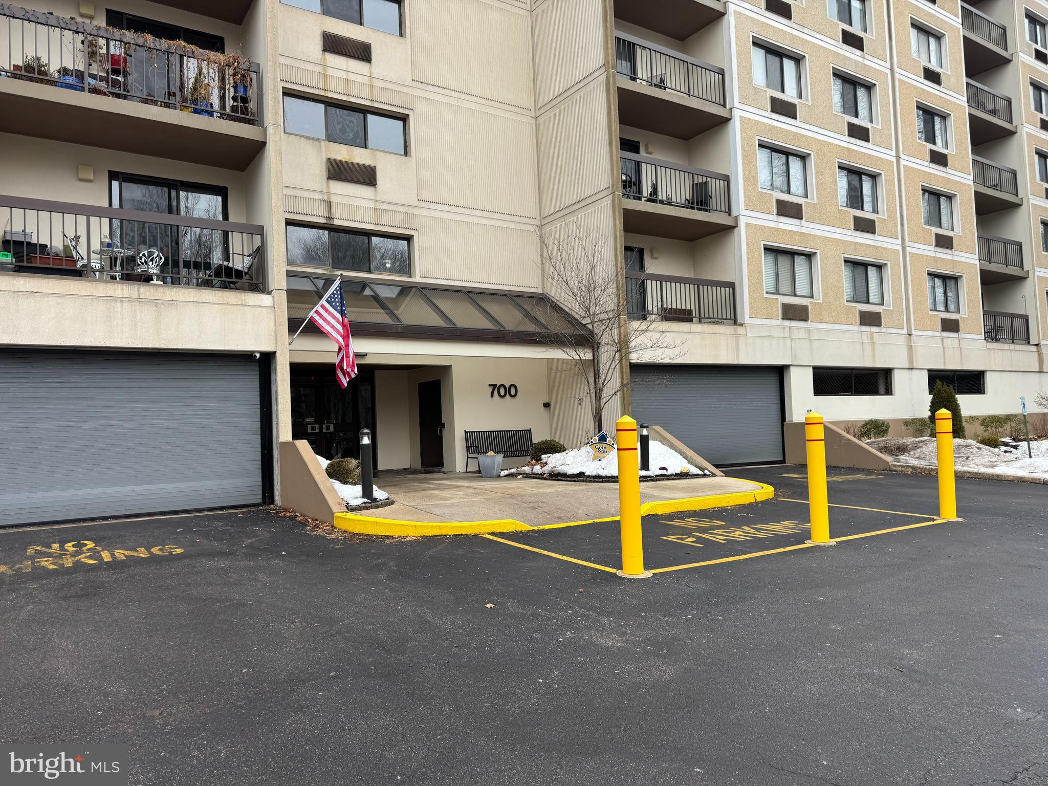 700 Avondale Road, Unit 3J Wallingford, PA 19086 - Photo 17 of 19 Parking Garage Entrance