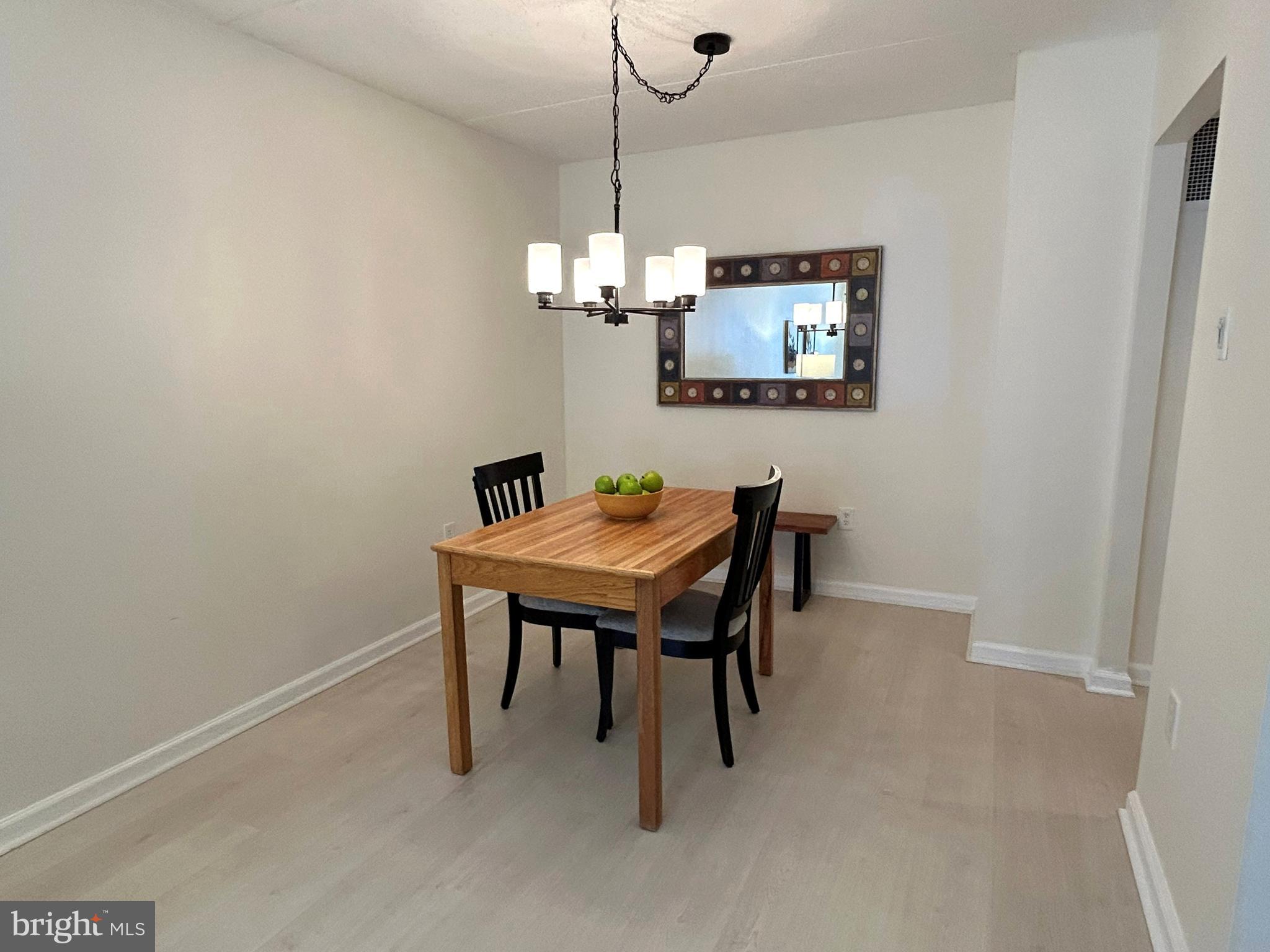 700 Avondale Road, Unit 3J Wallingford, PA 19086 - Photo 4 of 19 Dining Room