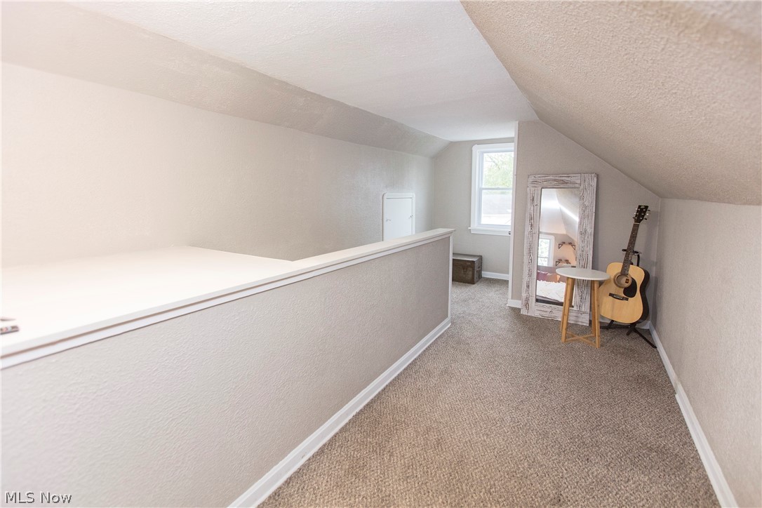 3233 Joslyn Road Cleveland, OH 44111 - Photo 20 of 34 Gallery Image 20