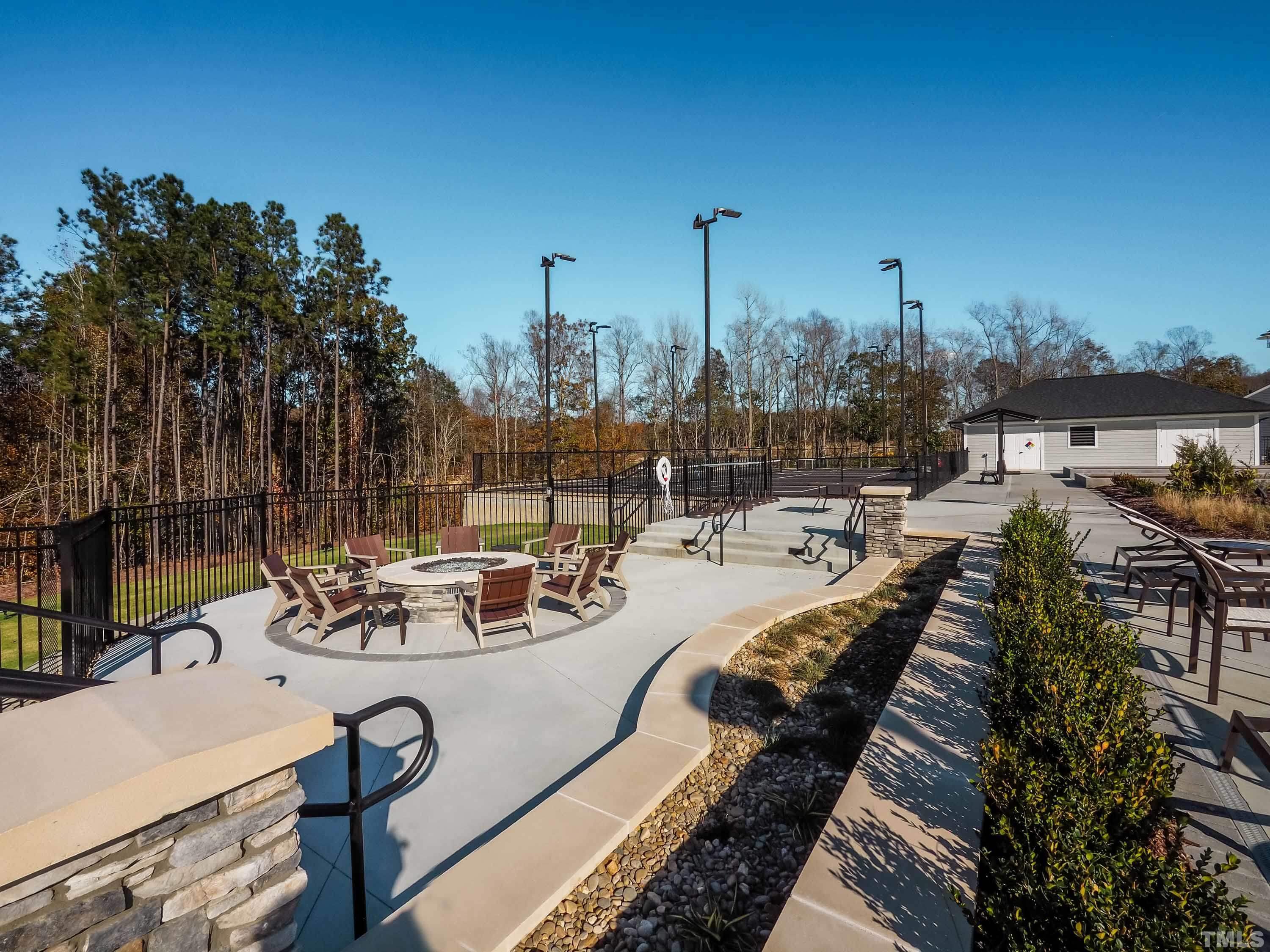 289 English Violet Lane, Unit 331 Raleigh, NC 27610 - Photo 3 of 37