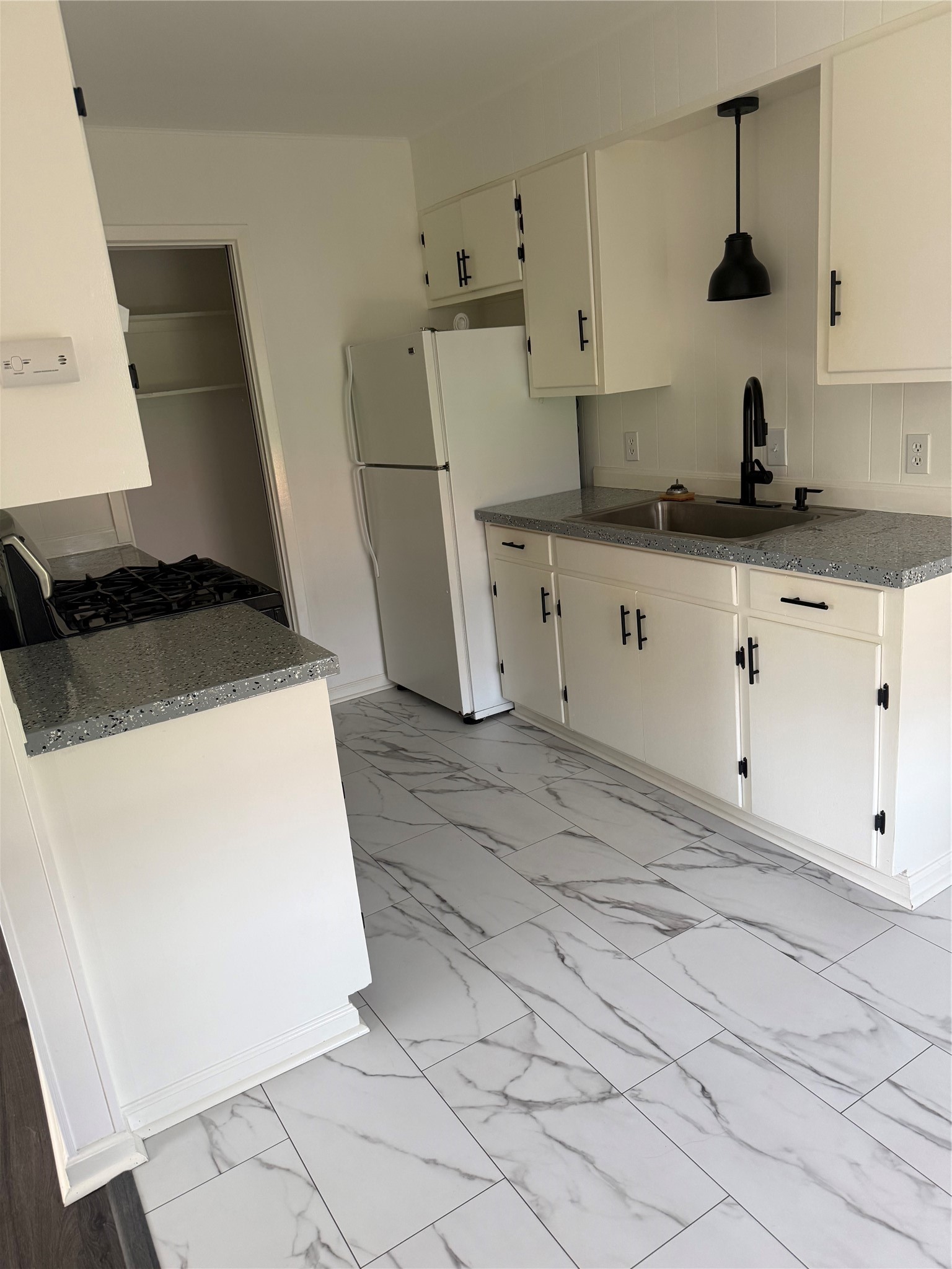 913 Prentice Lane, Unit C Huntsville, TX 77340 - Photo 17 of 18