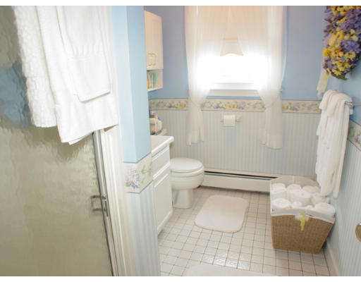 111 French Farm Road North Andover, MA 01845 - Photo 9 of 13 Gallery Image 9