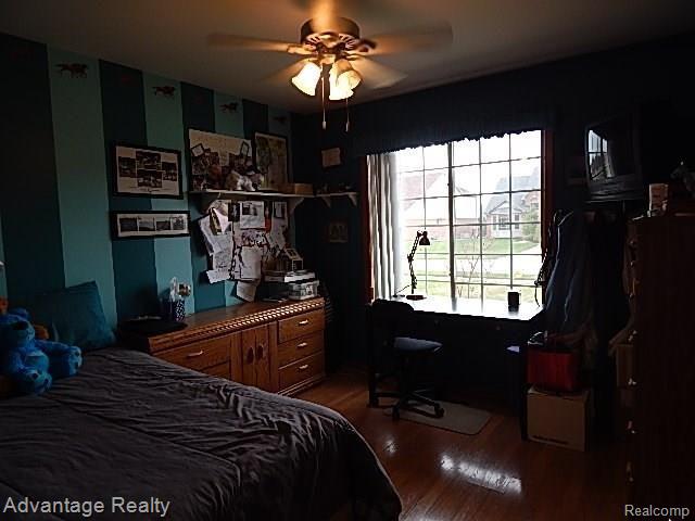 28375 Gamble Road New Baltimore, MI 48047 - Photo 12 of 28 Bedroom 3.jpg