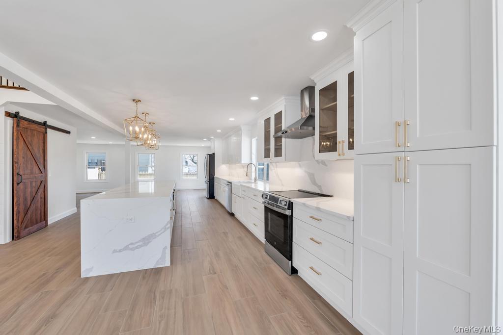 66 Lighthouse Road Babylon, NY 11702 - Photo 14 of 30