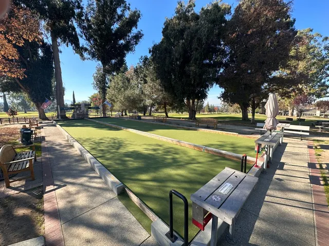 a view of a tennis court