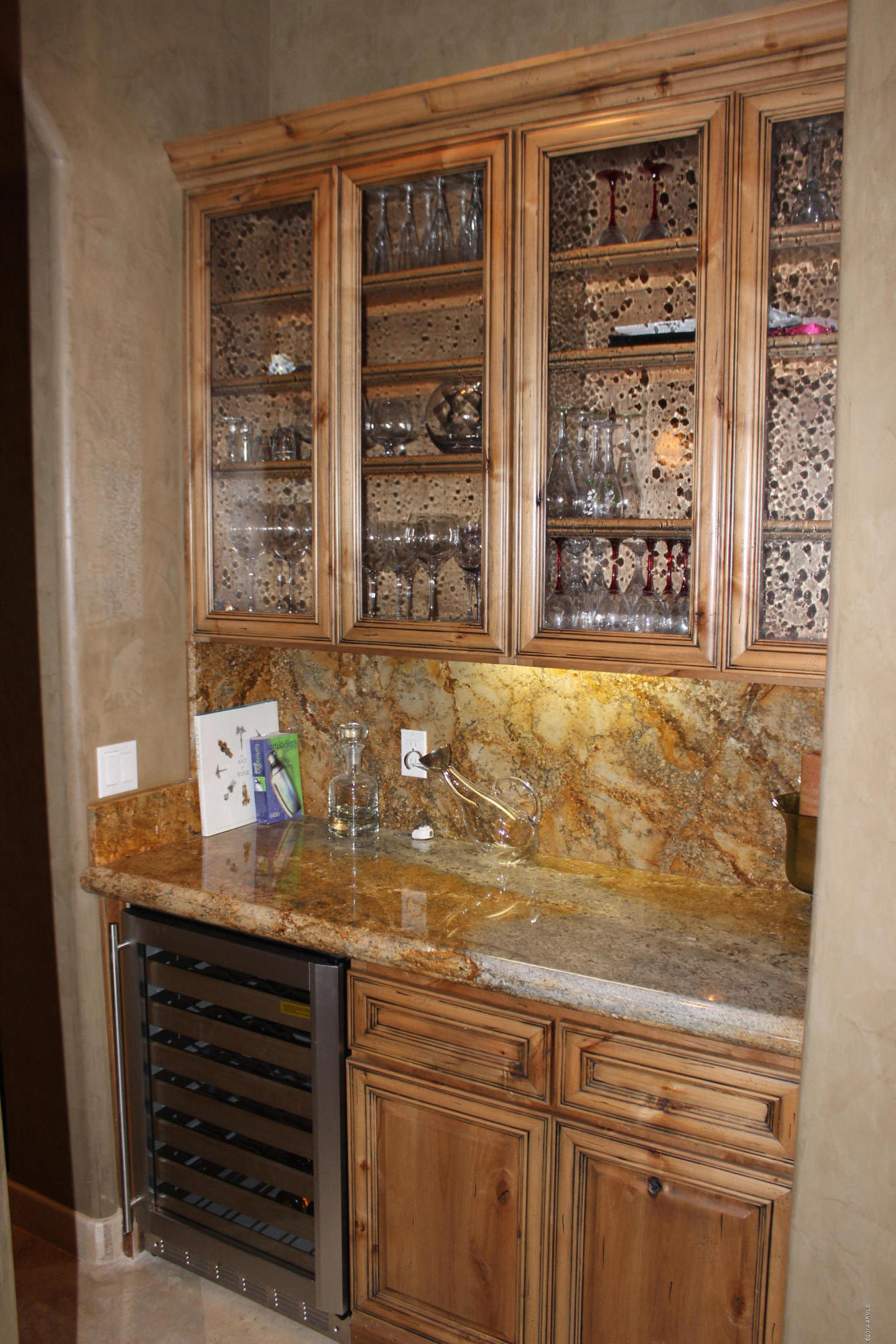 10040 East Happy Valley Road, Unit 650 Scottsdale, AZ 85255 - Photo 9 of 23 Butlers Pantry