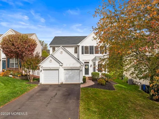 $785,000 | 6 Lafayette Colts Neck, Colts Neck, NJ 07722