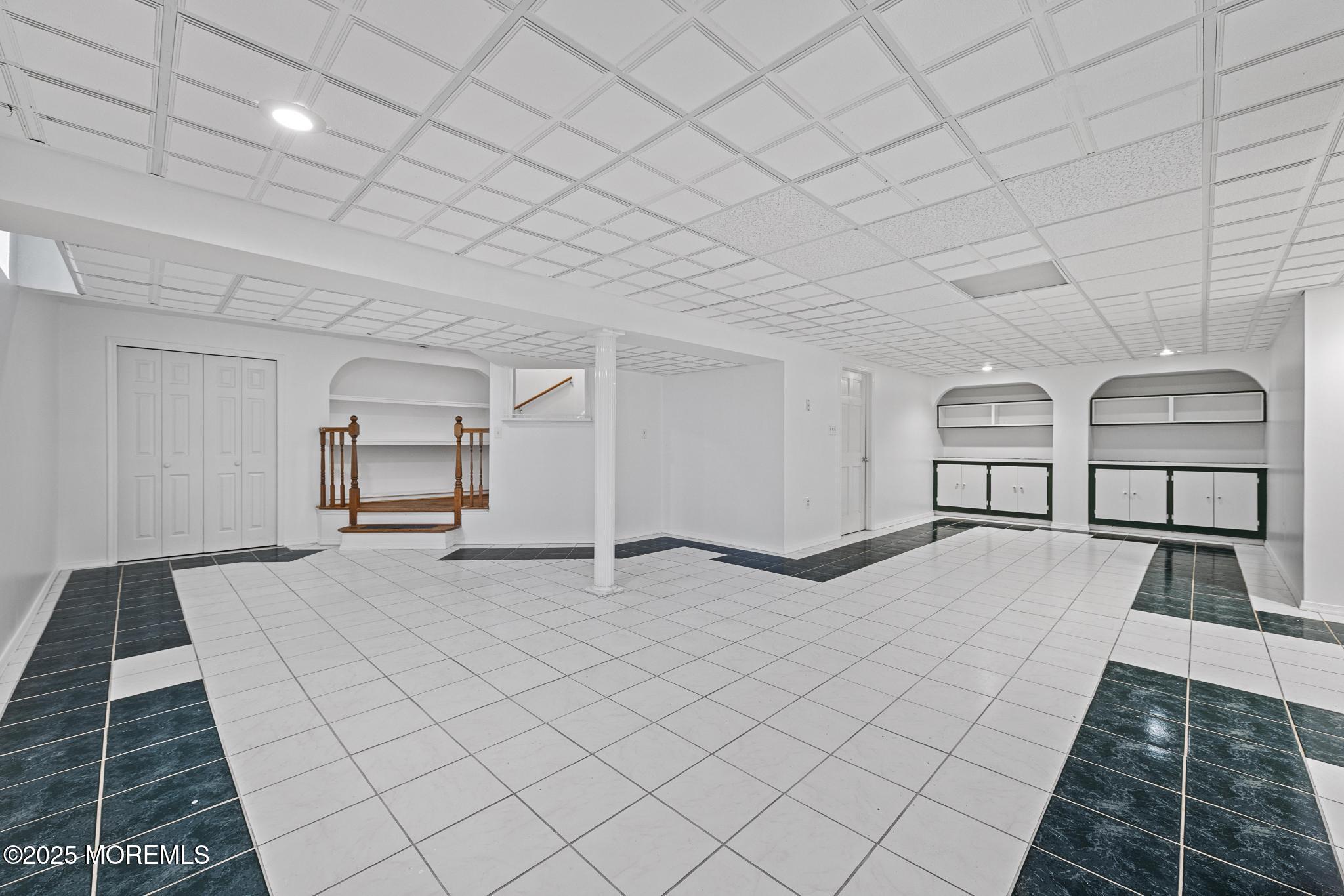 6 Lafayette Colts Neck Colts Neck, NJ 07722 - Photo 28 of 43 a view of a livingroom with furniture and window