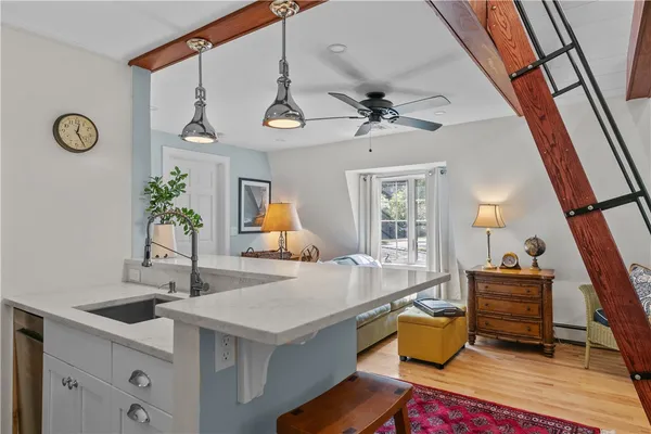 $5,000 | 99 Coggeshall Avenue, Unit 2, Newport, RI 02840