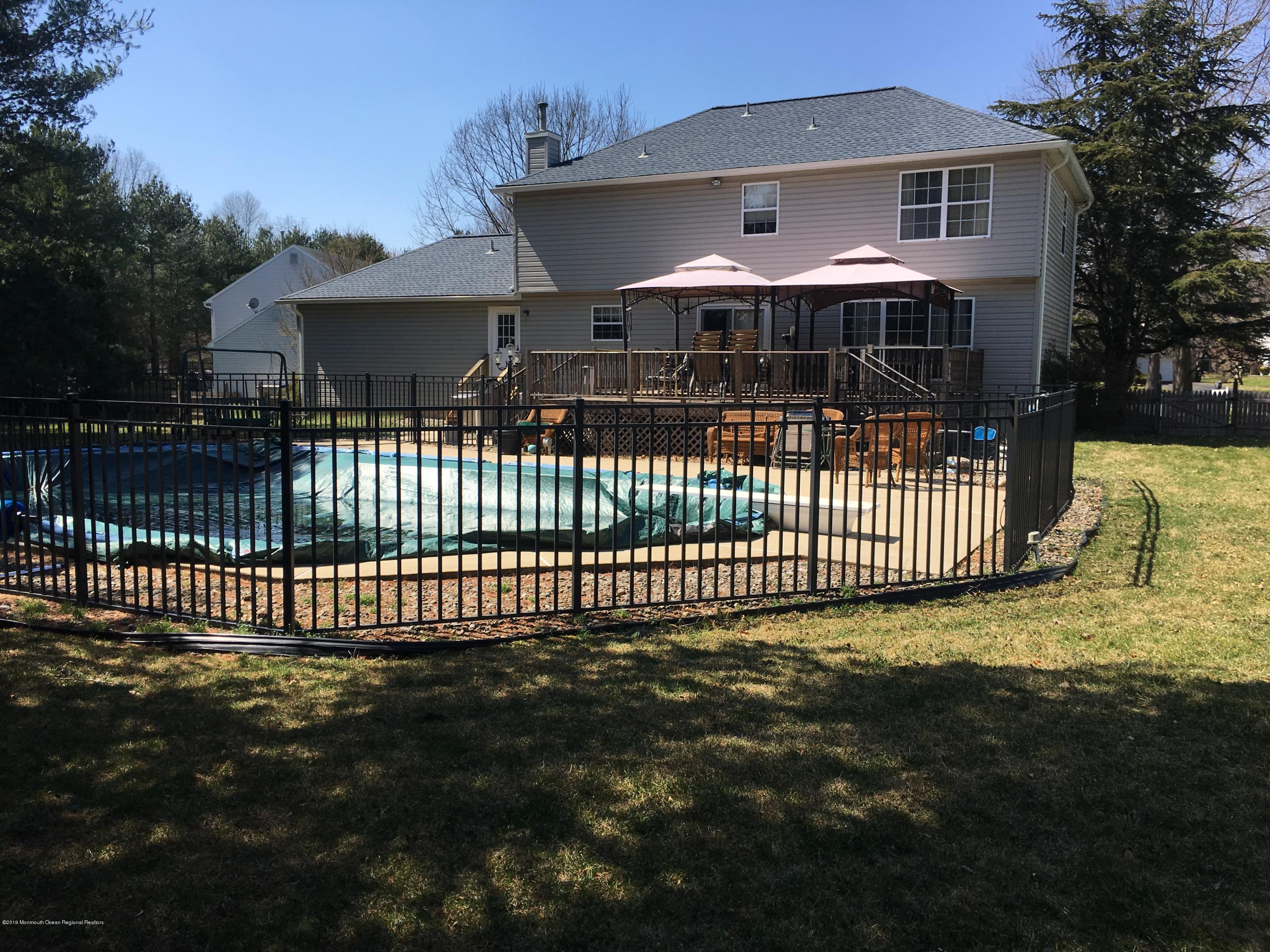 2 Royal Road Freehold, NJ 07728 - Photo 11 of 30 IMG_2412 - Copy - Copy
