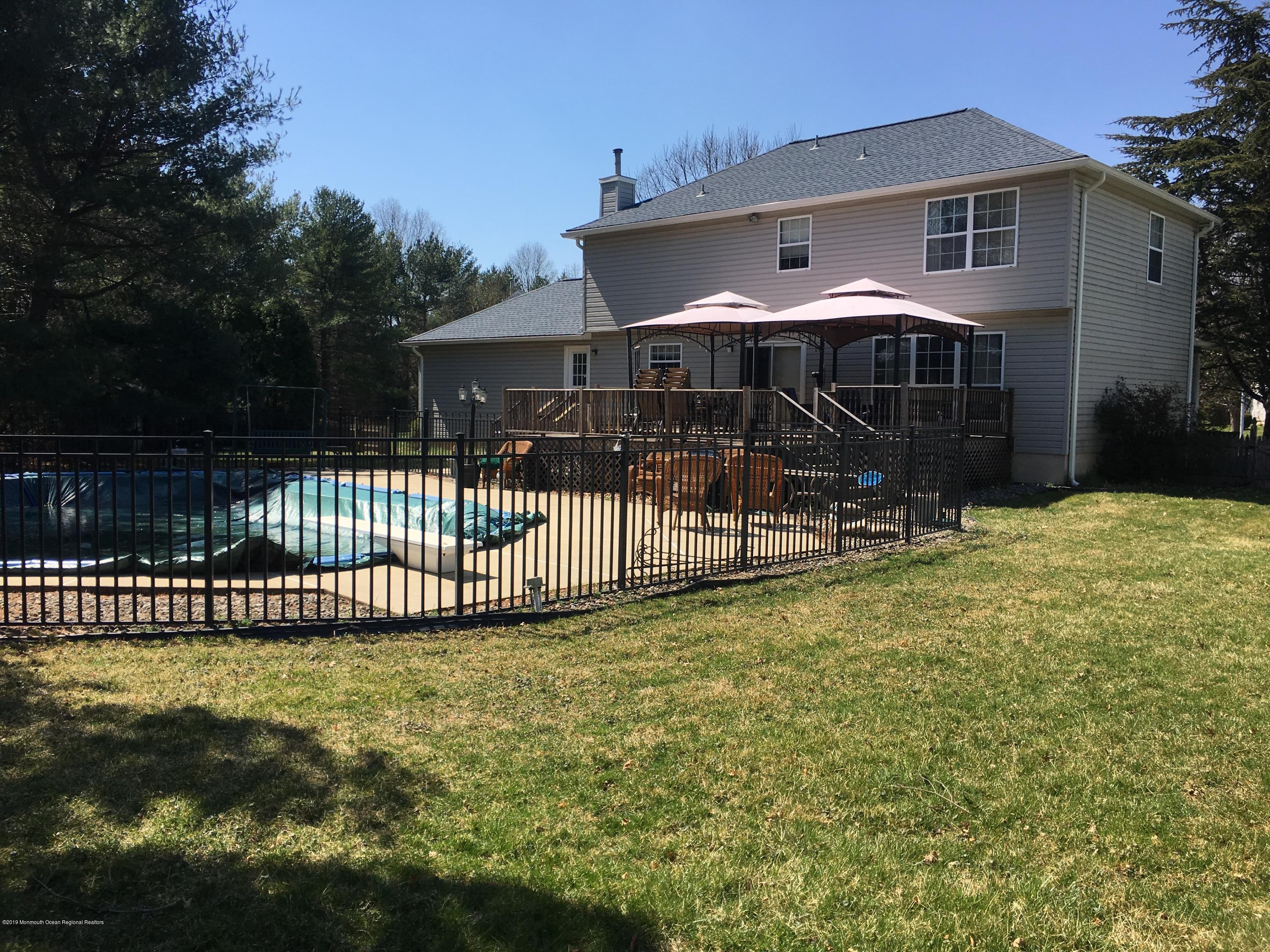 2 Royal Road Freehold, NJ 07728 - Photo 12 of 30 IMG_2413 - Copy - Copy