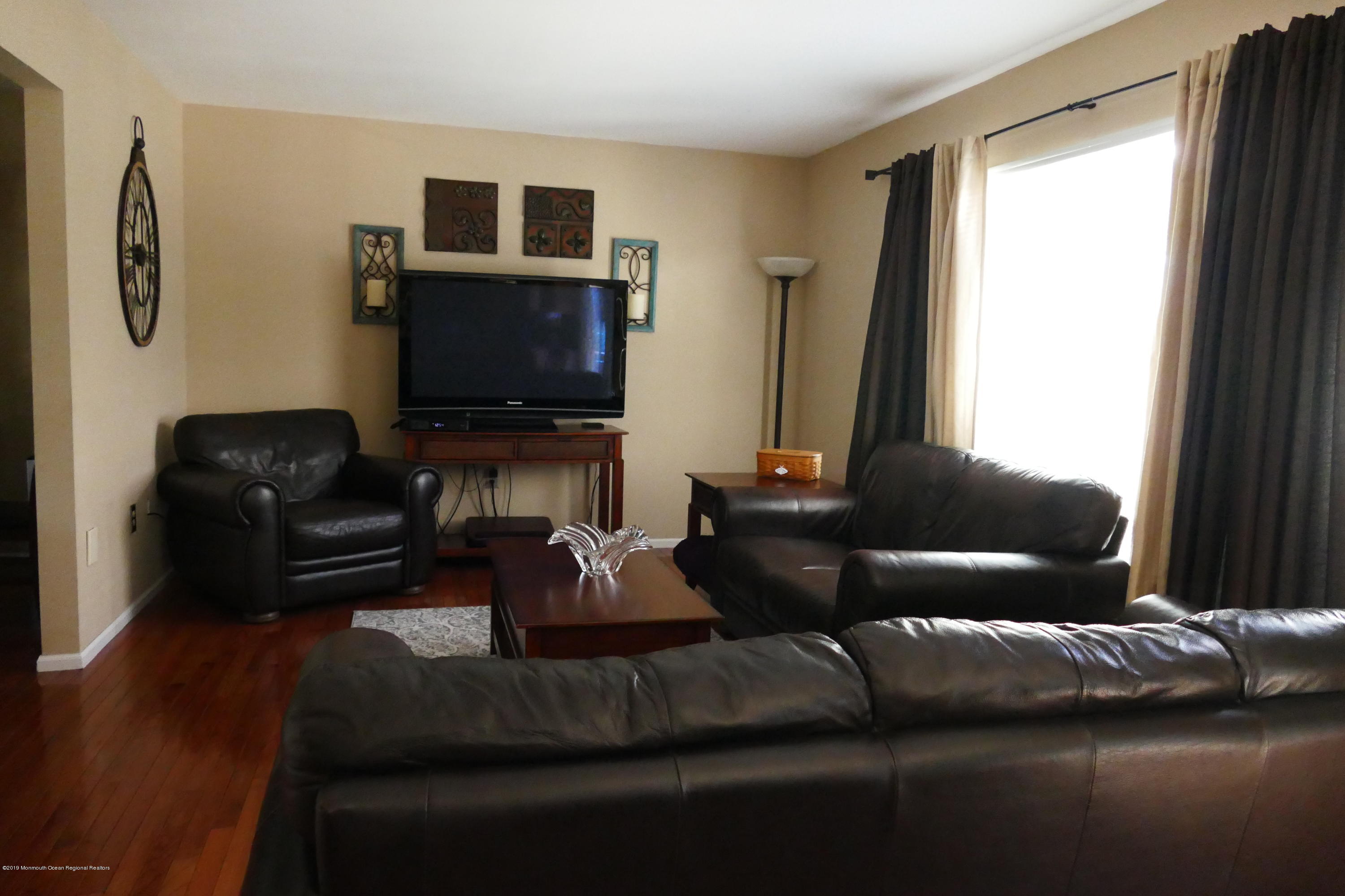 2 Royal Road Freehold, NJ 07728 - Photo 20 of 30 P1780820 - Copy