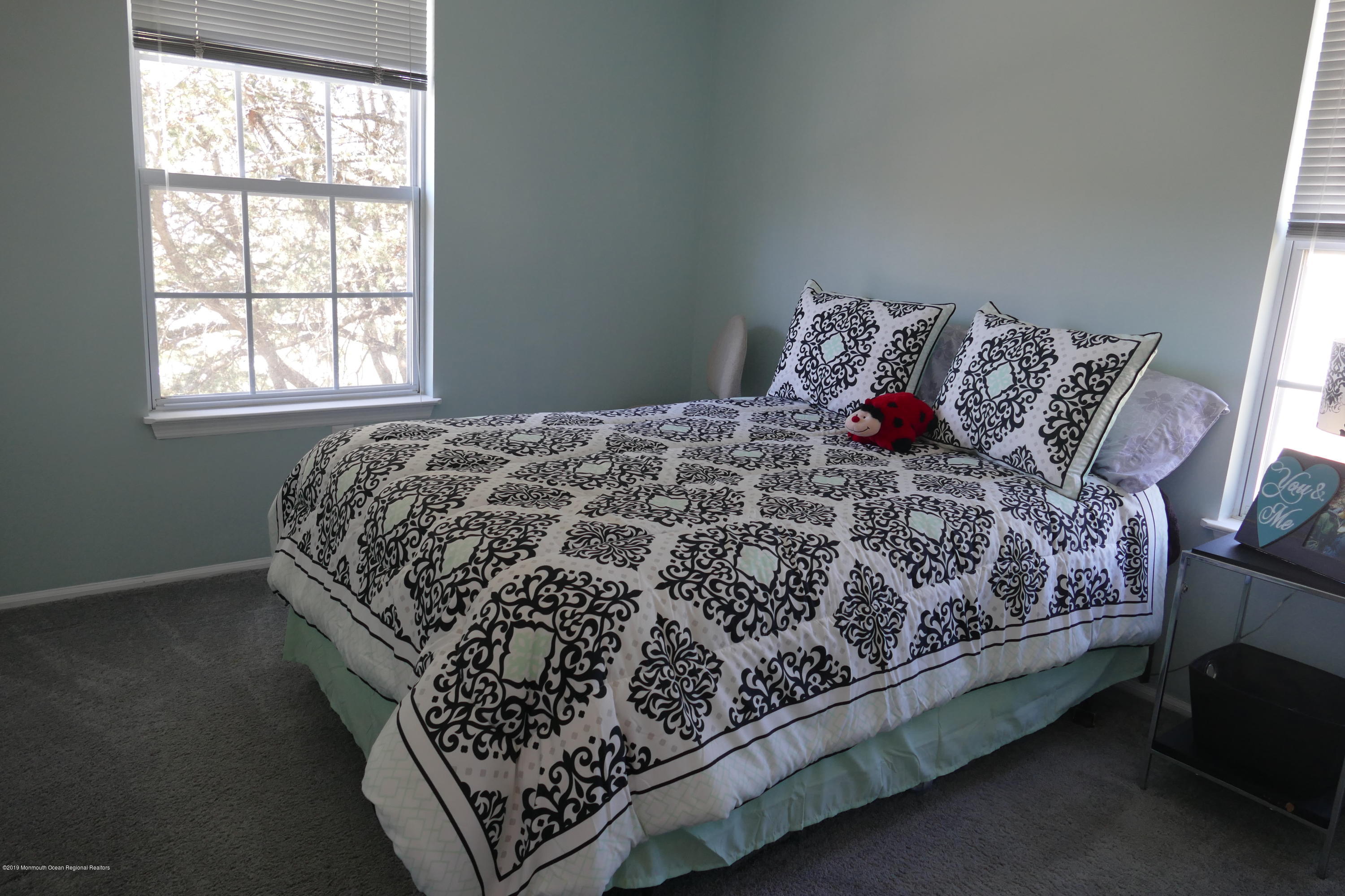 2 Royal Road Freehold, NJ 07728 - Photo 28 of 30 P1780848