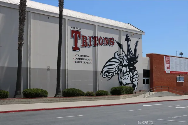 $4,500 | 1003 Via Presa, San Clemente, CA 92672