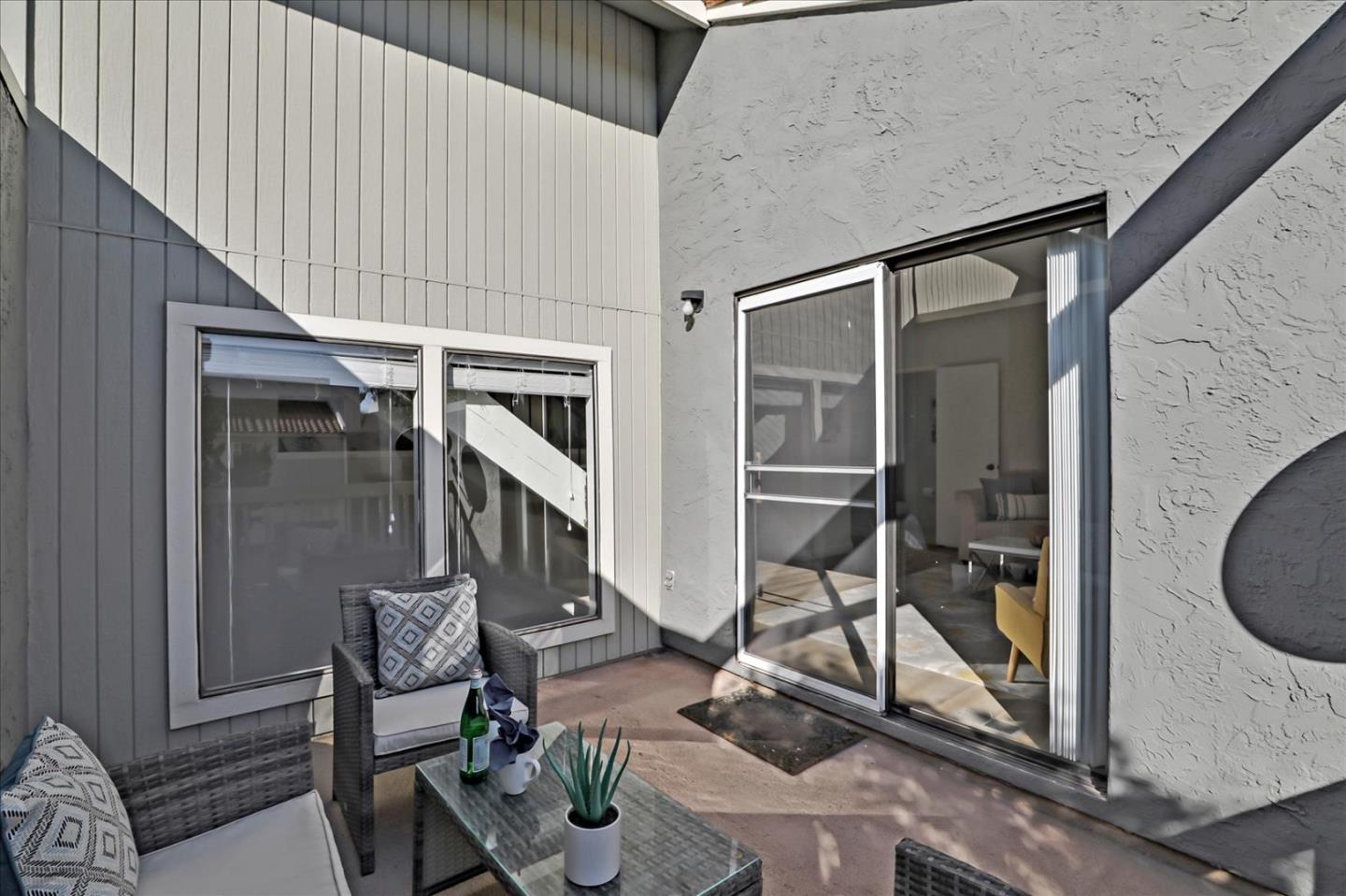 1239 Henderson Avenue, Unit R Sunnyvale, CA 94086 - Photo 11 of 42 a view of an outdoor seating area