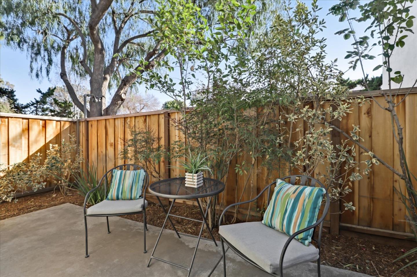 1239 Henderson Avenue, Unit R Sunnyvale, CA 94086 - Photo 33 of 42