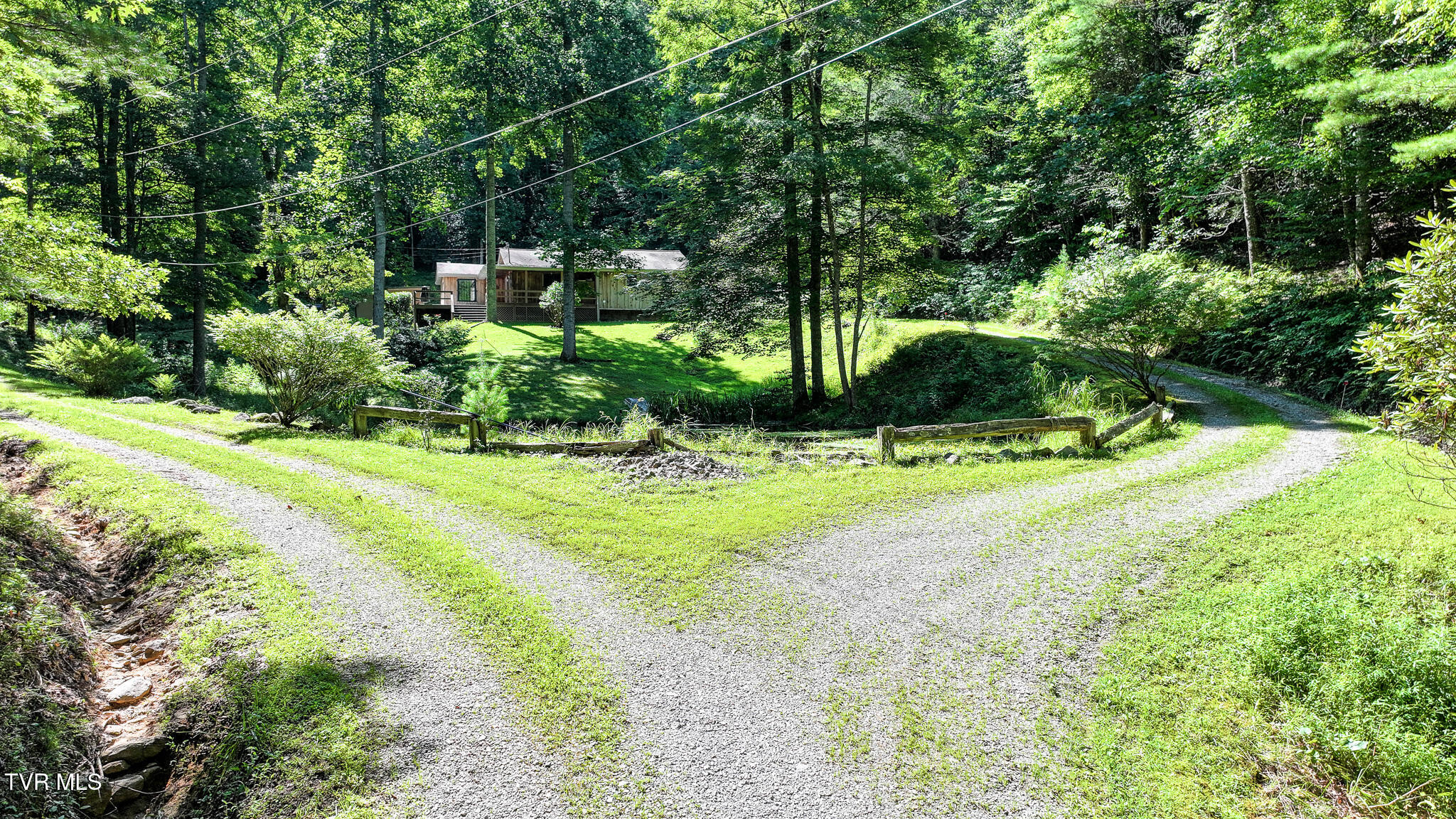 390 Fiddlers Branch Road Hampton, TN 37658 - Photo 58 of 79 59