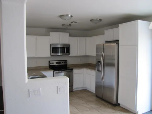 $1,750 | 4740 East Silverbell Road, San Tan Valley, AZ 85143