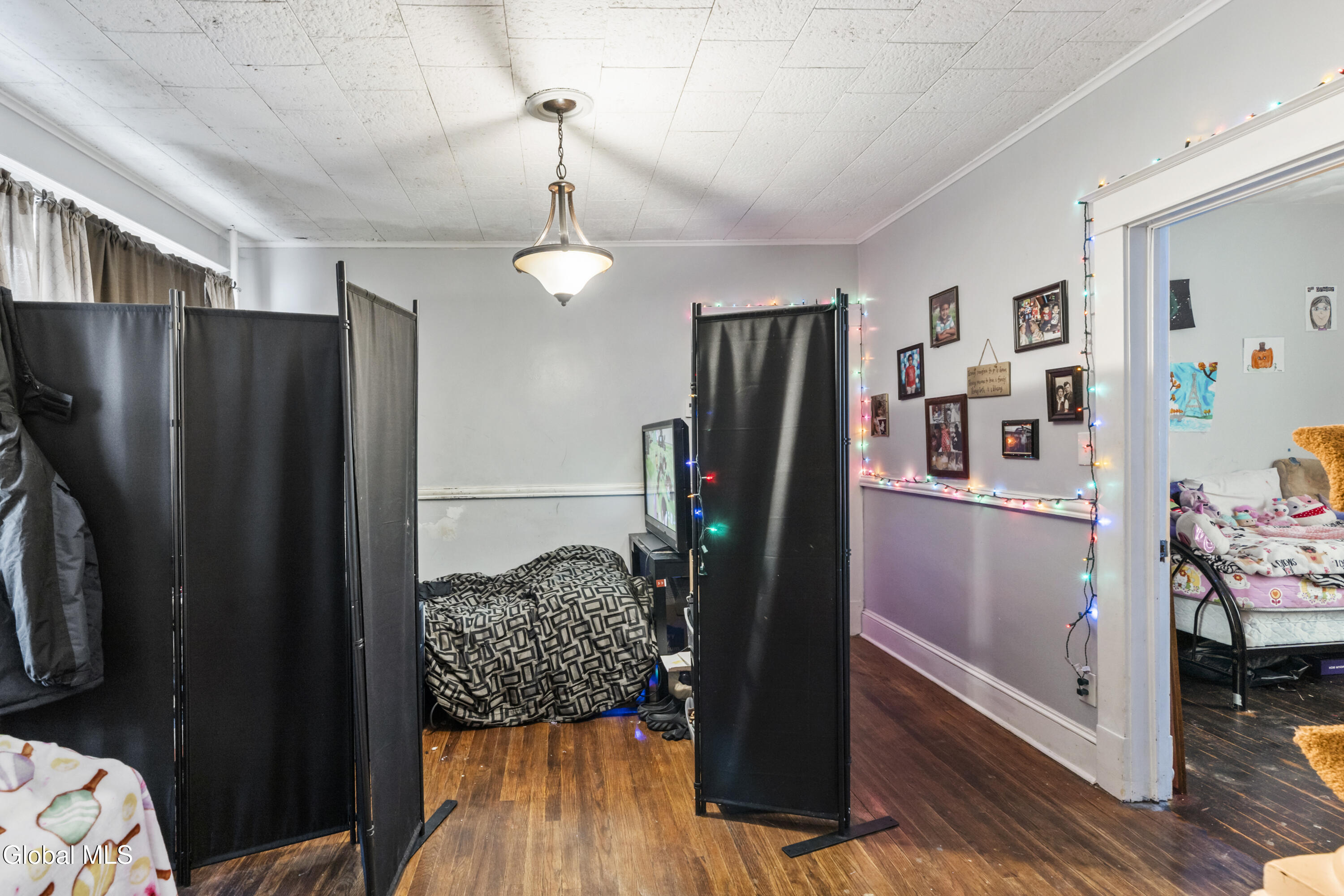 331 7th Avenue Troy, NY 12182 - Photo 6 of 32 DSC03493