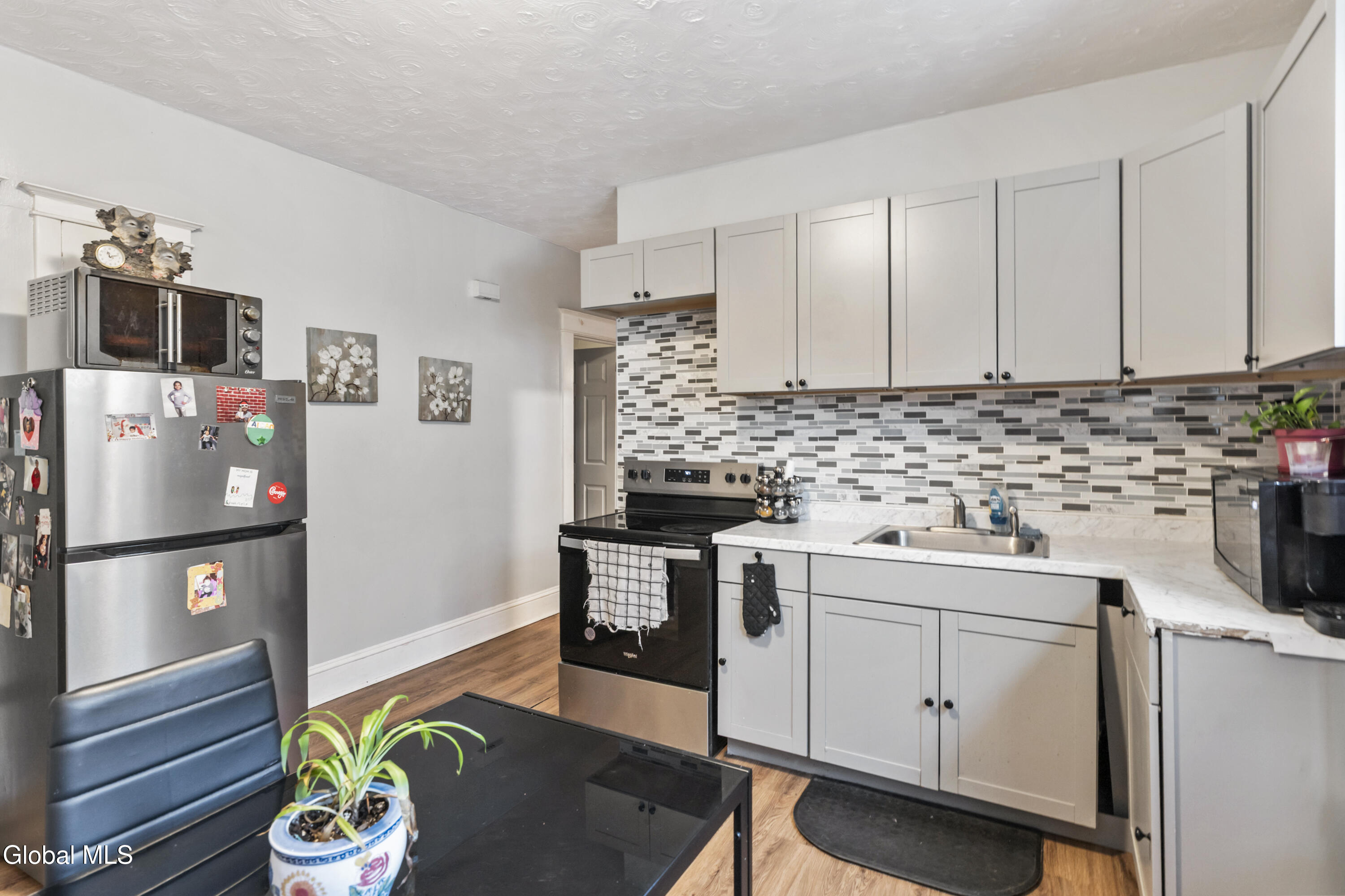 331 7th Avenue Troy, NY 12182 - Photo 8 of 32 DSC03508
