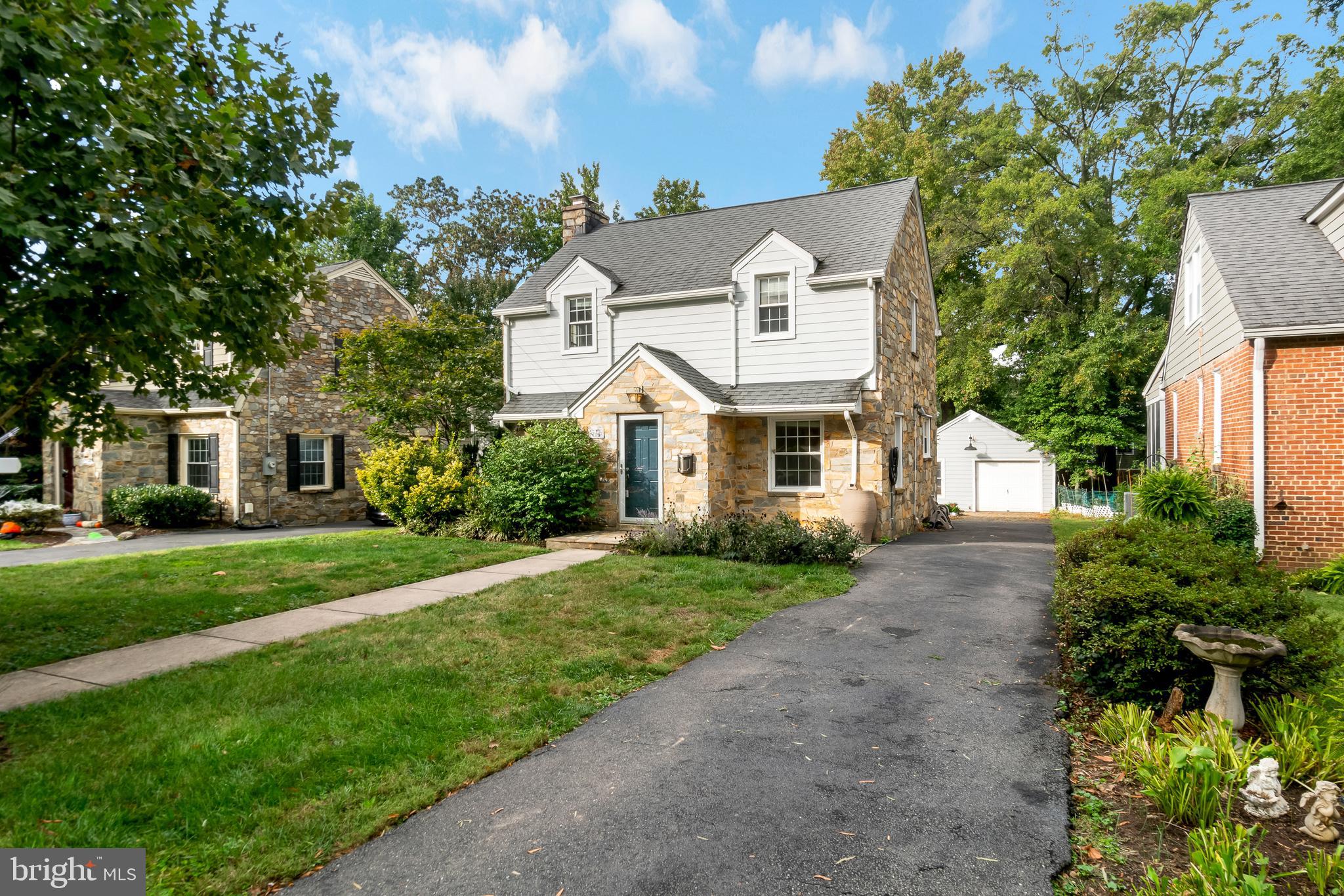 2706 Ridge Rd Drive Alexandria, VA 22302 - Photo 2 of 31