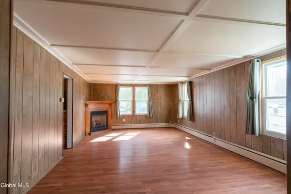 $669,000 | 1 Congress Avenue, Saratoga Springs, NY 12866
