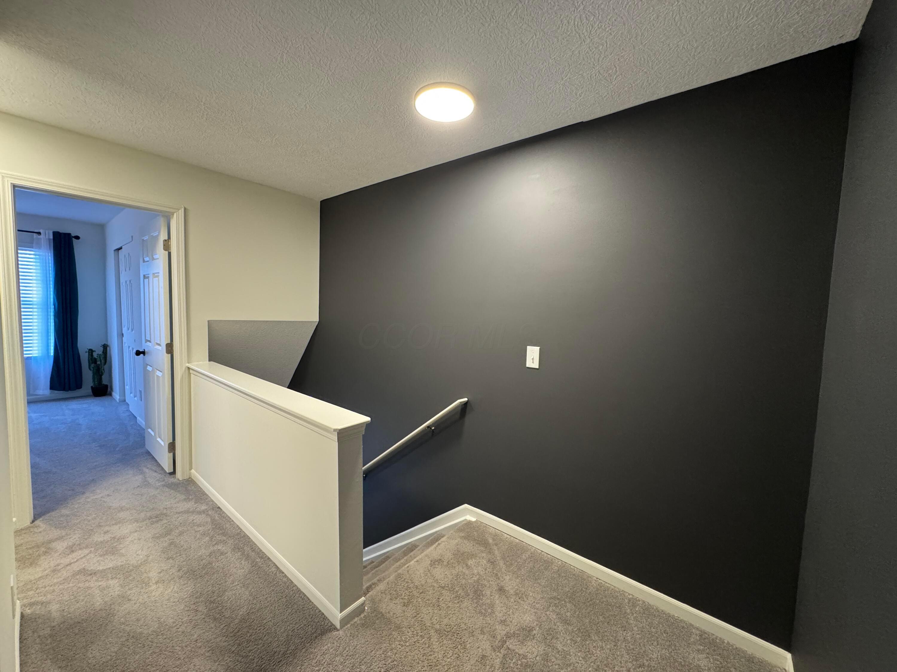 492 Autumn Ridge Circle Pickerington, OH 43147 - Photo 15 of 31 Hallway (2)