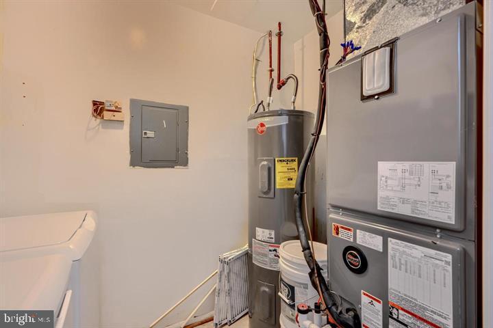 19633 Gunners Branch Road, Unit 511A Germantown, MD 20876 - Photo 23 of 23 Laundry and utility room