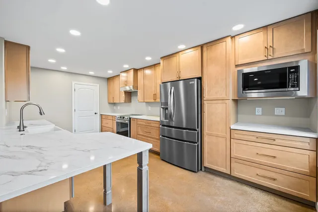 $2,100 | 1903 East Boy Scout Road, Clarksville, TN 37042