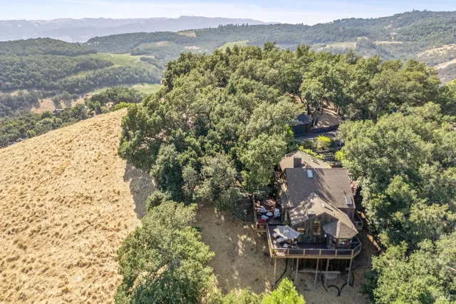 $2,425,000 | 1090 Bart Road, Sonoma, CA 95476