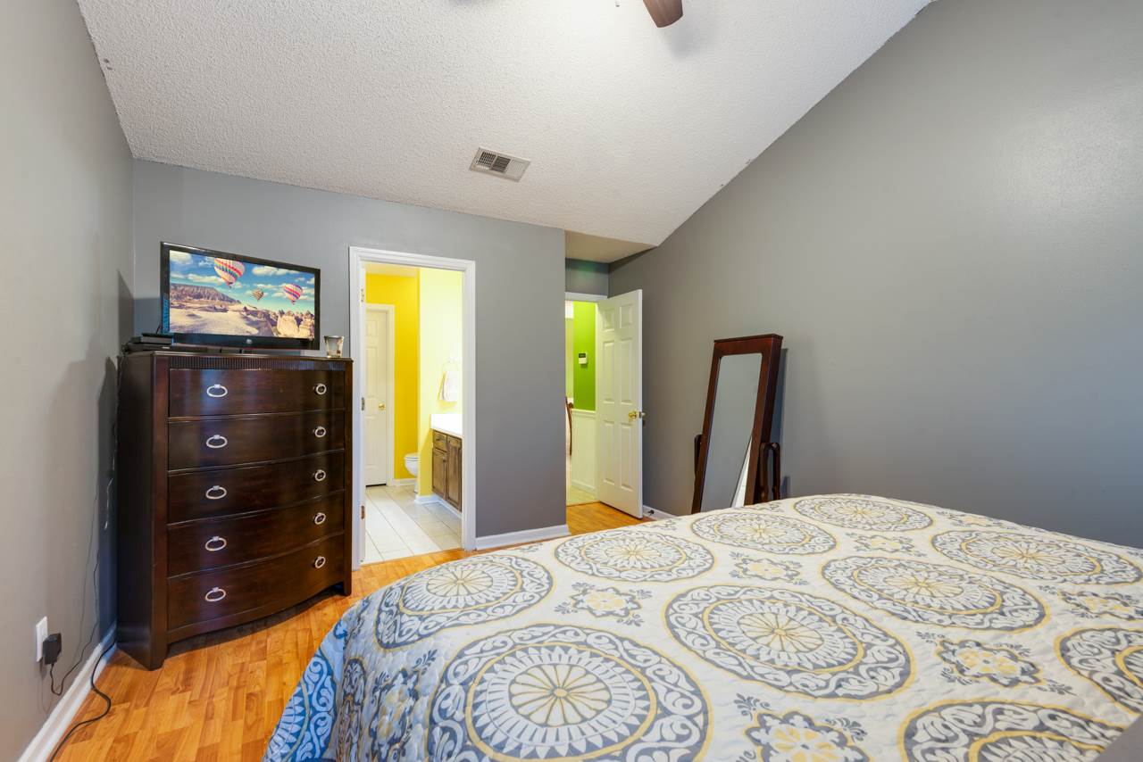 1702 Folkstone Road Tallahassee, FL 32312 - Photo 8 of 30 Gallery Image 8