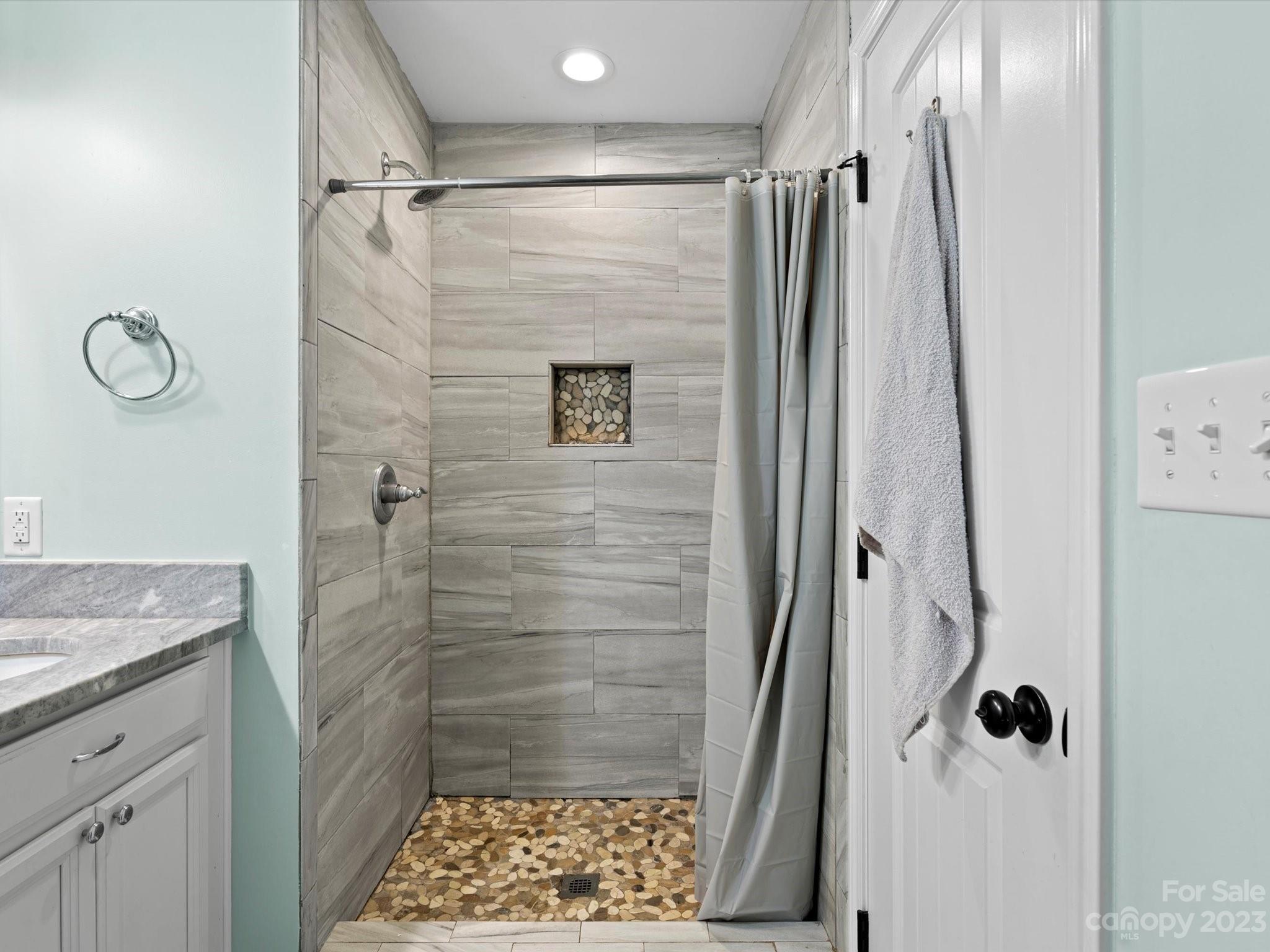 1303 Brantley Road Kannapolis, NC 28083 - Photo 19 of 27 Gallery Image 19