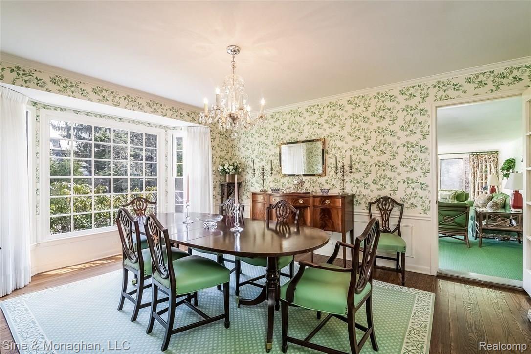 88 Cloverly Road Grosse Pointe, MI 48236 - Photo 7 of 53 009-Dining_Room-5620476-medium.jpg