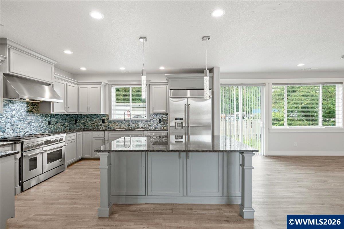 4098 Portland Road Northeast Salem, OR 97301 - Photo 10 of 44