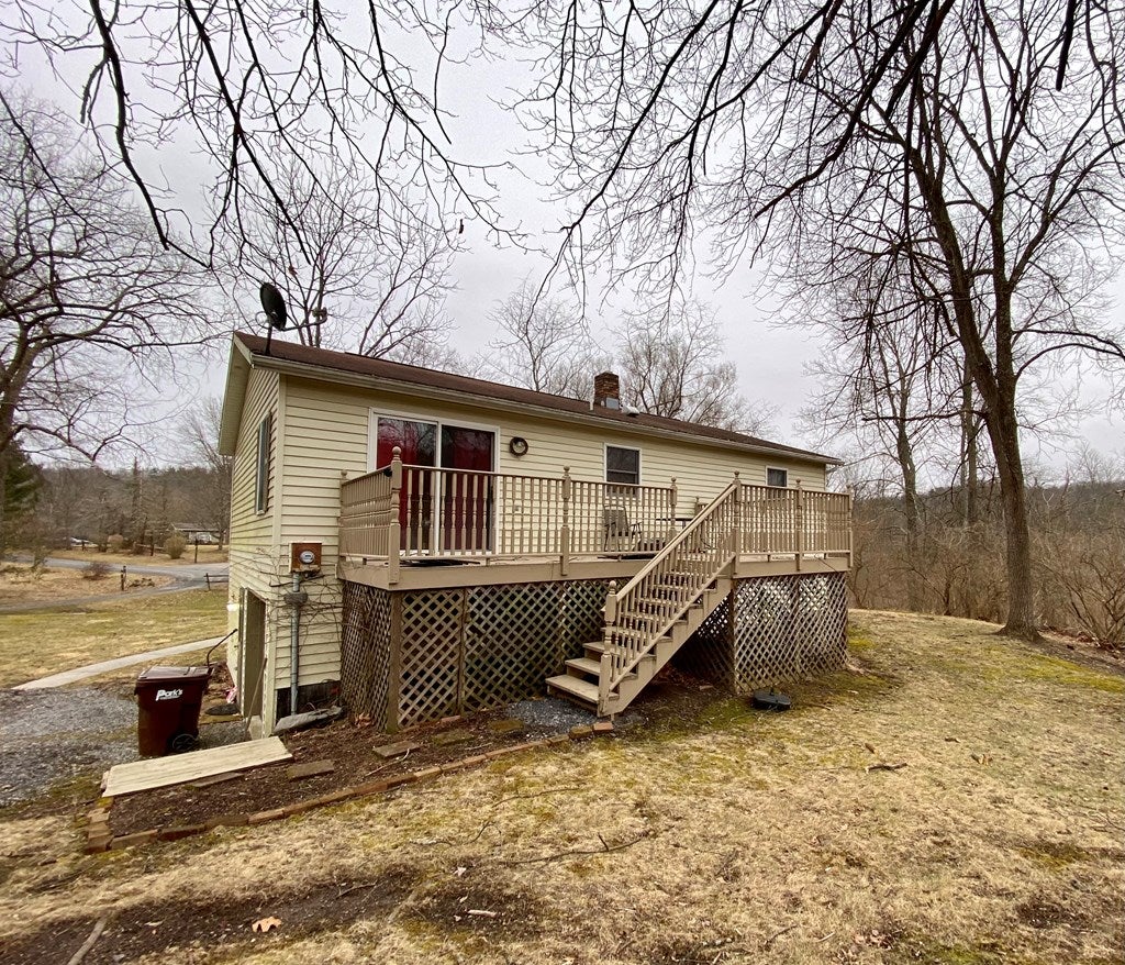8026 Quail Trail Huntingdon, PA 16652 - Photo 6 of 17 Gallery Image 6