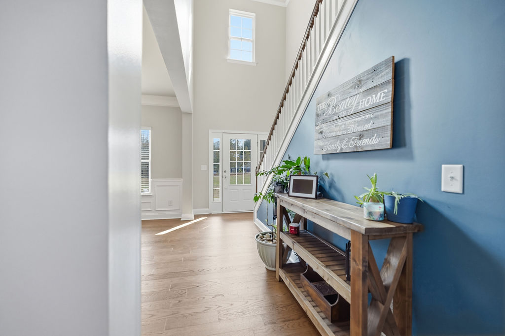 511 Cromer Road Townville, SC 29689 - Photo 17 of 45 This welcoming entryway features high ceilings, hardwood flooring, and abundant natural light.