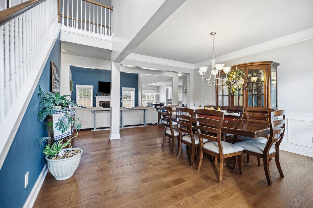 511 Cromer Road Townville, SC 29689 - Photo 10 of 45 This inviting dining room with hardwood flooring provides an ideal setting for memorable gatherings.
